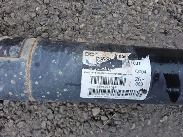 Árbol de transmisión Mercedes-Benz OEM 2E0521163T - Usado image 3