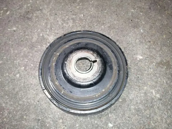 Kampiakselin hihnapyörä OEM 8200552236 Nissan Qashqai image 4