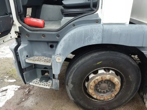 Marchepied Cabine Gauche Droite MAN TGM Euro 5 image 2