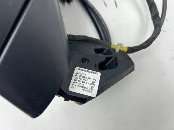 AUDI Q7 SQ7 4M Vasemman Peili 15 Pin Kamera 2015- image 4