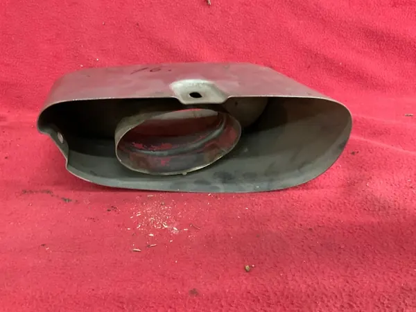 Porsche Panamera Äänenvaimenninpää OEM 97011168621 Oikea image 5