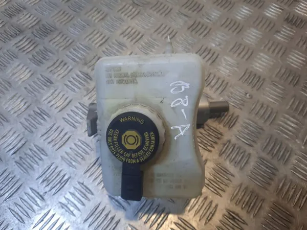 Audi A4 Allroad Remmeester Cilinder Links 8K0611021B image 2