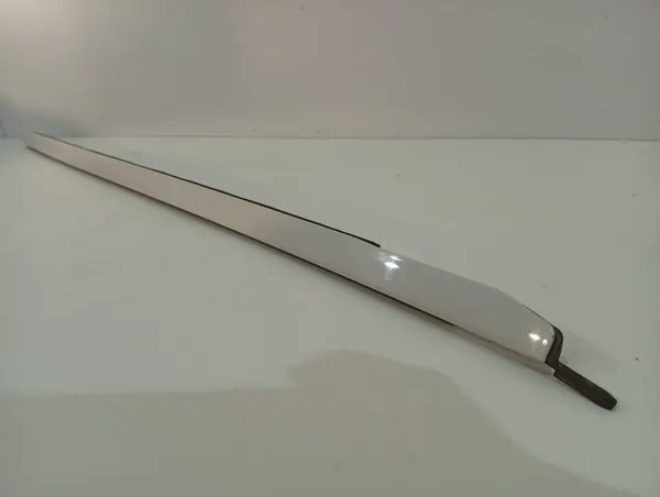 BMW X6 F16 Frontscheibenleiste links OEM 7462217 image 2
