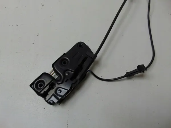 Audi A5 Motorhuvslås med mikroströmbrytare image 4