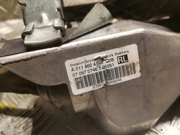Mercedes-Benz E W211 Styrväxeldel OEM 2114604116 image 4