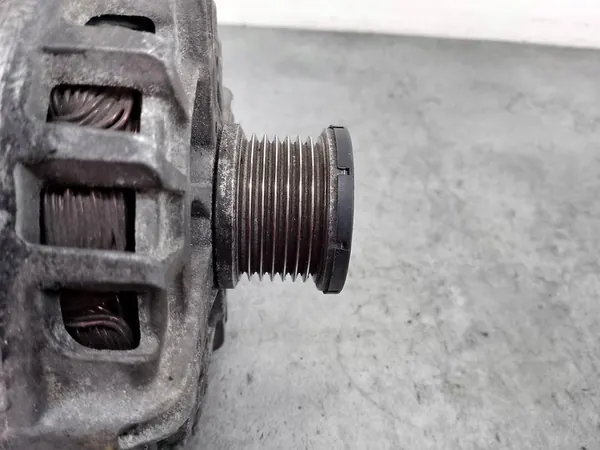 Vaihtovirtageneraattori Renault Trafic III 2.0 DCI OEM 231001423R-A FG18T210 image 3