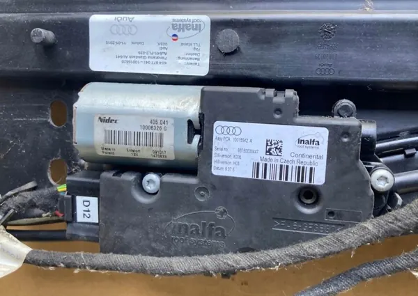 Audi A8 D4 Panoramadak OEM 4H4877041 Gebruikt image 4