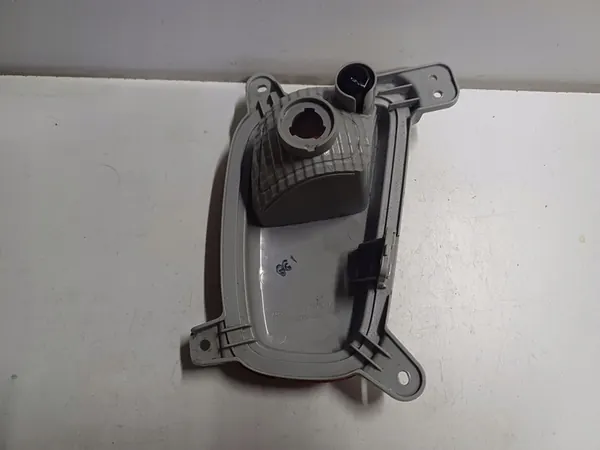 Luz antiniebla trasera derecha Kia Picanto III 92405-G6 image 5