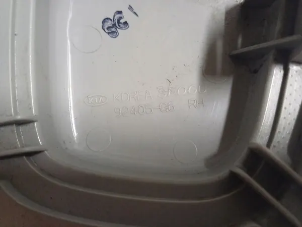 Luz antiniebla trasera derecha Kia Picanto III 92405-G6 image 6