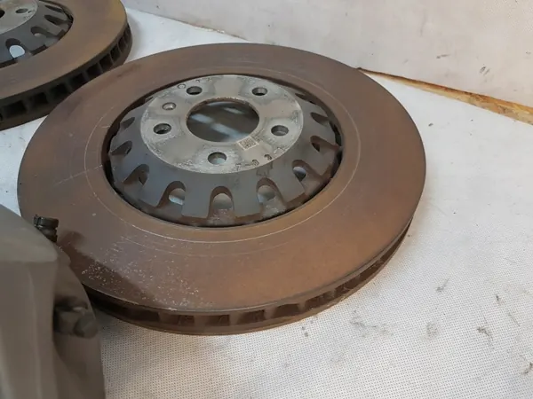 Audi OEM 4M0615301 Bromskit för Q7 Q8 - 375mm image 7