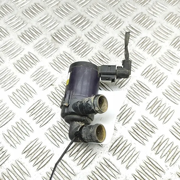 Vattenpump 7L0965561K Porsche Cayenne I Audi Q7 image 2