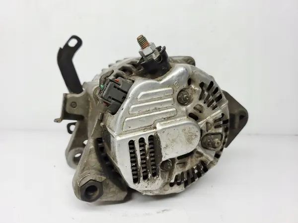 KIA CARNIVAL II 2.9 CRDI Vaihtovirtageneraattori 37300-4X900 image 3