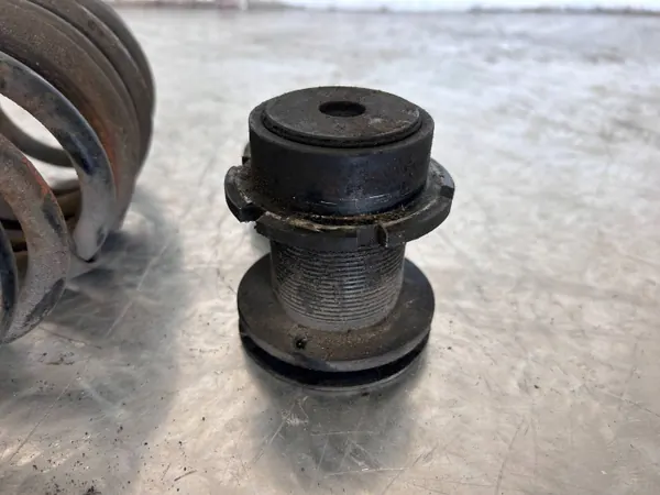 Taka jousi OEM 12345 Audi RS5:lle image 4