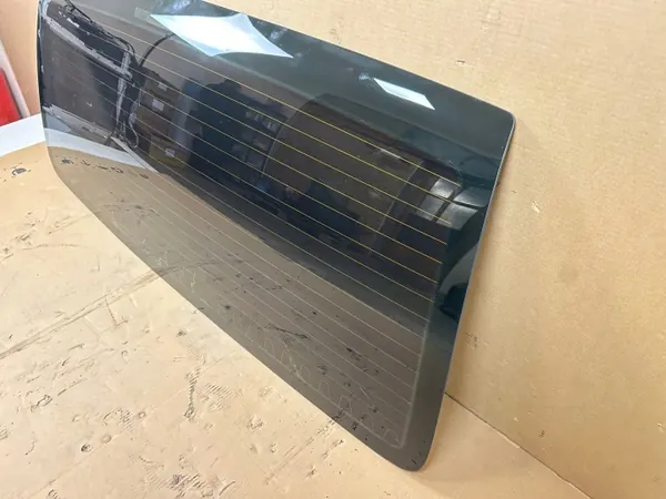 MAM74037 Achterruit voor Mercedes Vito Viano 2001 image 3