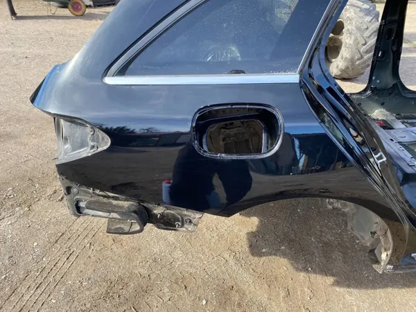 Para-lamas traseiro direito Mercedes C W205 Painel APU27559 image 3