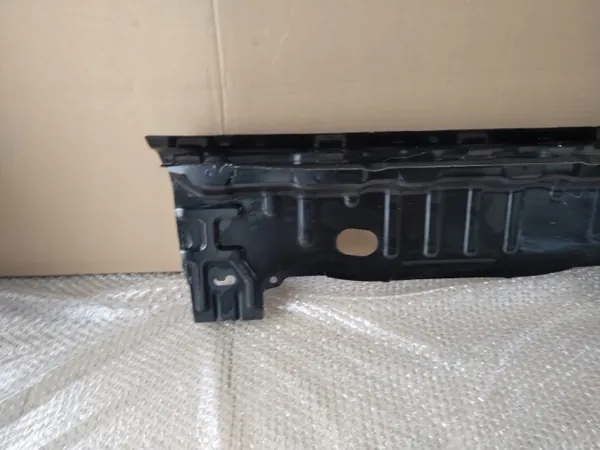 Volvo V90 II Heckstoßstange OEM 31677947 PT16-25 image 4