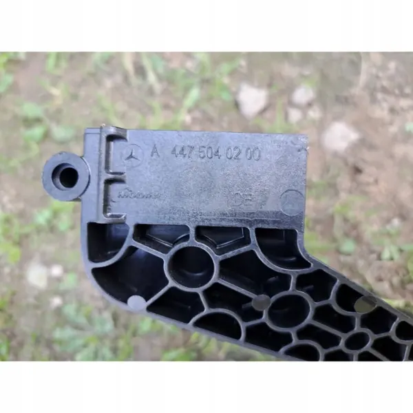 Mercedes Vito W447 höger kylningsram OEM A4475040200 image 3