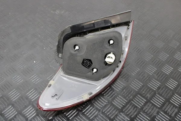 Achterlicht rechts A2469068200 Mercedes B-Klasse W246 Lift image 4