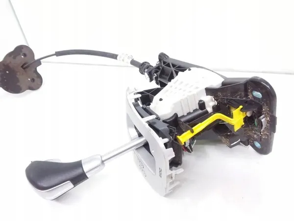 Renault Versnellingspook OEM 8201019659 - Gebruikt image 3