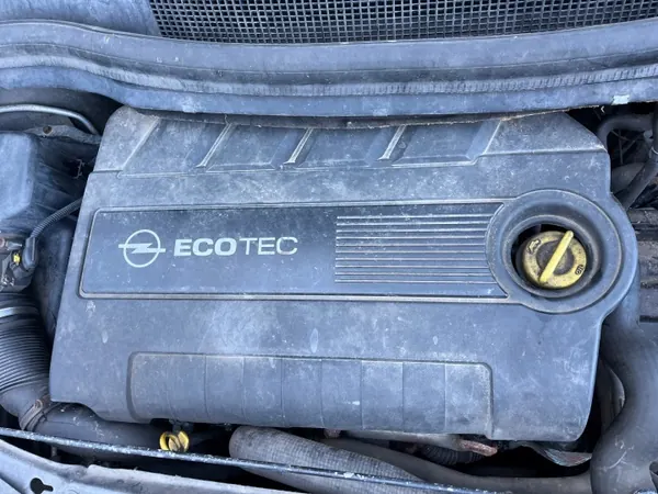 Opel Zafira B Vectra C 1.9 CDTI 150hv Moottori - OEM image 2