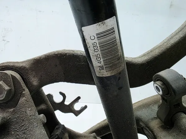 Pivot de Roue OEM 4G5035C Droit Arrière Audi A6 C7 image 7
