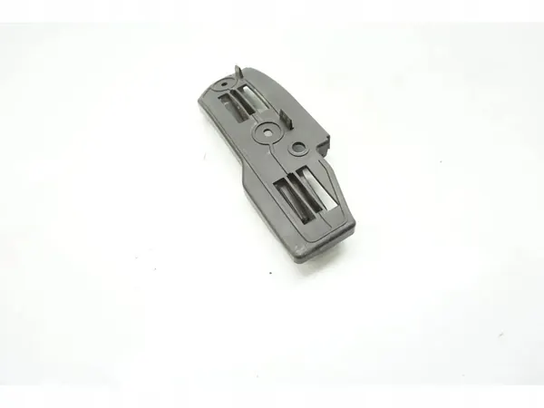 VW Passat Supporto Paraurti Anteriore Sinistro 2004 Station Wagon OEM image 3