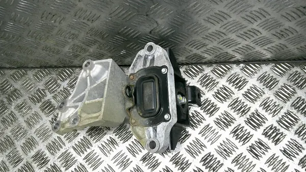 Supporto motore Kia Sportage IV 2017 1.6 GDI OEM 21830-F1000 image 2