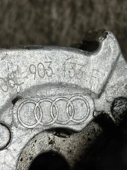 Volkswagen Arteon 2019 Vaihtoventtiili OEM 06L903133F image 2