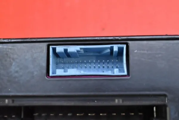 Radio-vahvistin OEM 4N0035466C Audi A6 C8 2018-2021 image 10