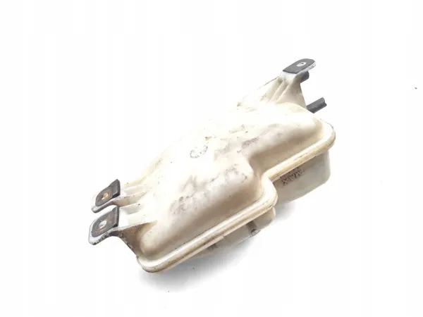 Kia Sorento Kylvätsketank OEM 25430-3E300 Begagnad image 6