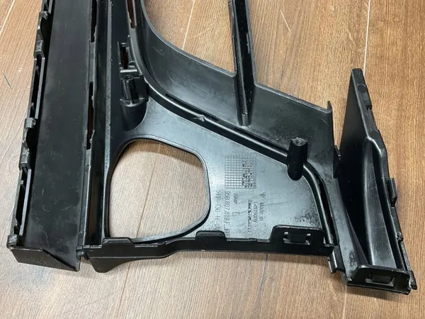Bumperrooster voor links OEM 95B807819 Porsche Macan image 10