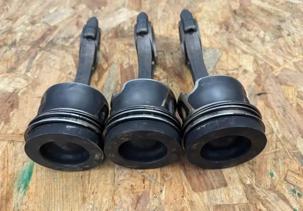 Piston & Bielle OEM TŁOK + KORBOWÓD VW 2.0 TDI image 2