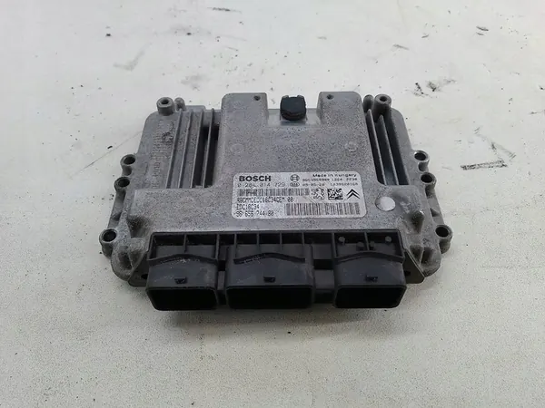ECU CITROEN C4 PICASSO I 1.6 9665674480 BOSCH image 3