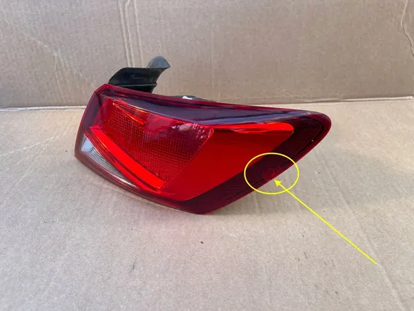 Luz Trasera Derecha Seat Leon III 2013 5F0945095B image 2