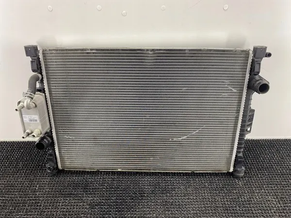 Radiador de refrigeración de motor Volvo V70 OE 31368082 image 4