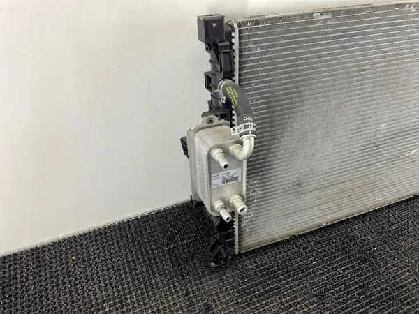 Radiador de refrigeración de motor Volvo V70 OE 31368082 image 5