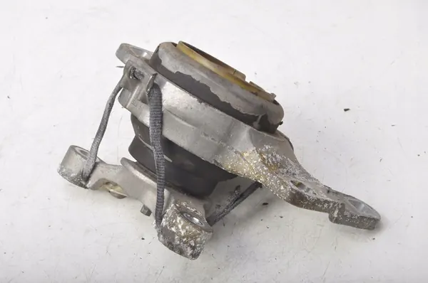 VOLVO V40 II 2.0 D4 Motorsteun 31359639 image 2