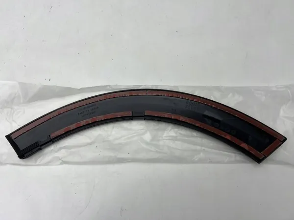 OEM E2017SG005 Moldura Puerta Trasera Derecha - Subaru image 3