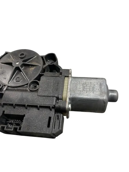 Fensterhebermotor vorne links OEM 0130822531 image 5
