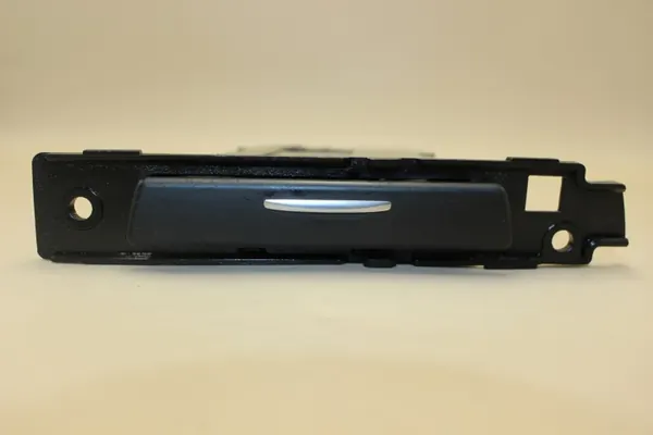 BMW 3 E90 oikea juomakuppiteline OEM 5145 7127461 image 2