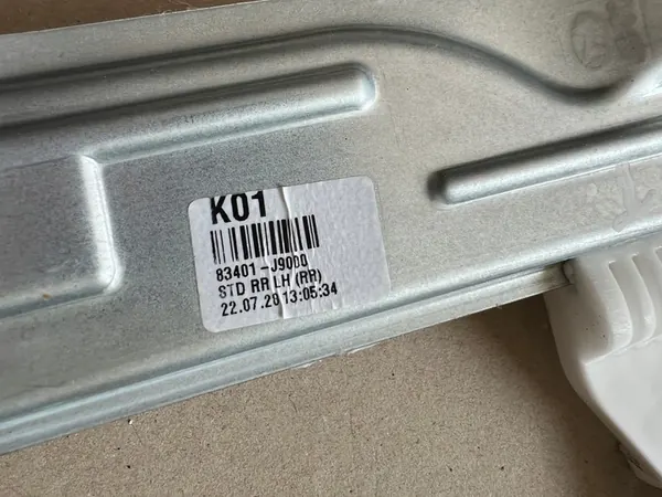 Elevador de vidro traseiro esquerdo Hyundai Kona 83401-J9000 image 3