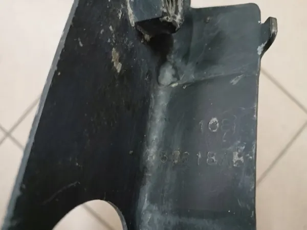 OEM 68335618AC Achterbumperbevestiging Jeep Wrangler JL image 3