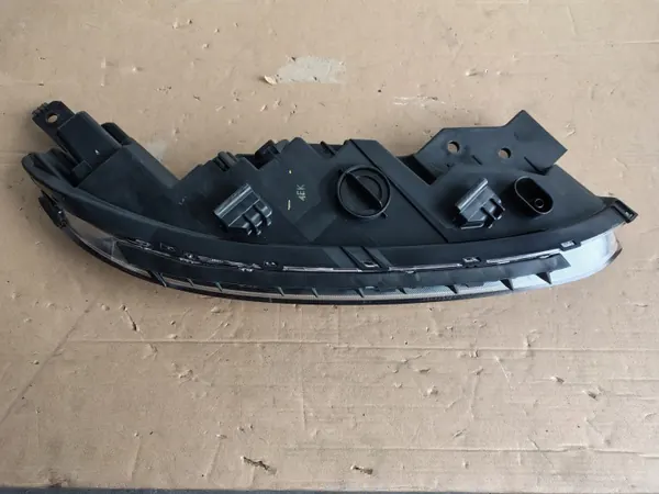 Hyundai Kona Lift LED DRL Vänster Lamp OEM 92207-J9500 image 5