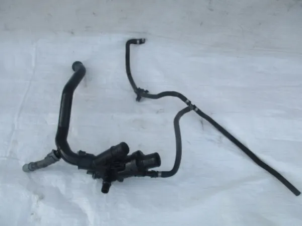 OEM 9682141580 Boîtier Thermostat pour 2.0 HDI image 2