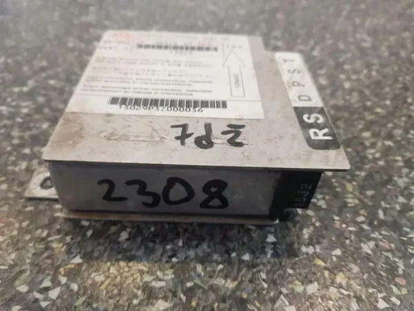 Module airbag OEM 0K2FE677F0 pour Mitsubishi Colt VI image 3