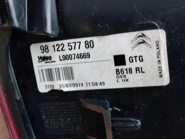 LÁMPARA TRASERA IZQUIERDA CITROEN C3 III image 5