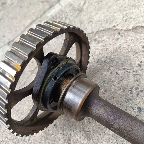 Audi 80 B4 2.0 1992 Eixo Intermediário de Ignição OEM 053115019 image 4