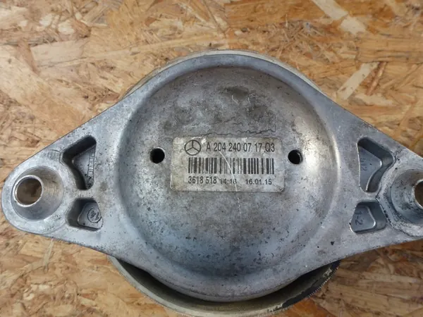 Soporte de motor Mercedes C-Class W204 3.0 CDI A2042400717 image 2