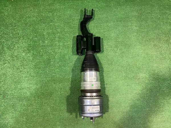 MERCEDES CLASSE E W213 63 AMG AMORTISSEUR PNEUMATIQUE GAUCHE AVANT image 6