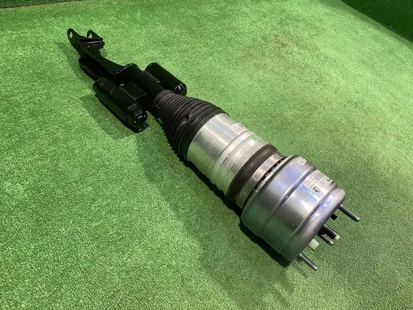 MERCEDES CLASSE E W213 63 AMG AMORTISSEUR PNEUMATIQUE GAUCHE AVANT image 7